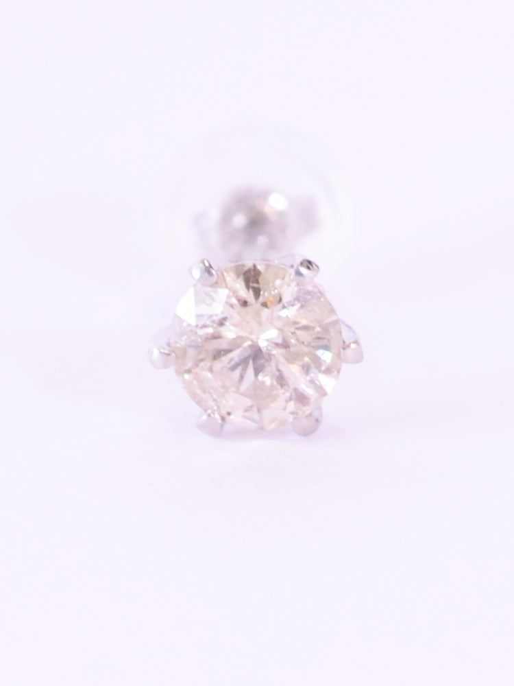 ダイヤモンドピアス