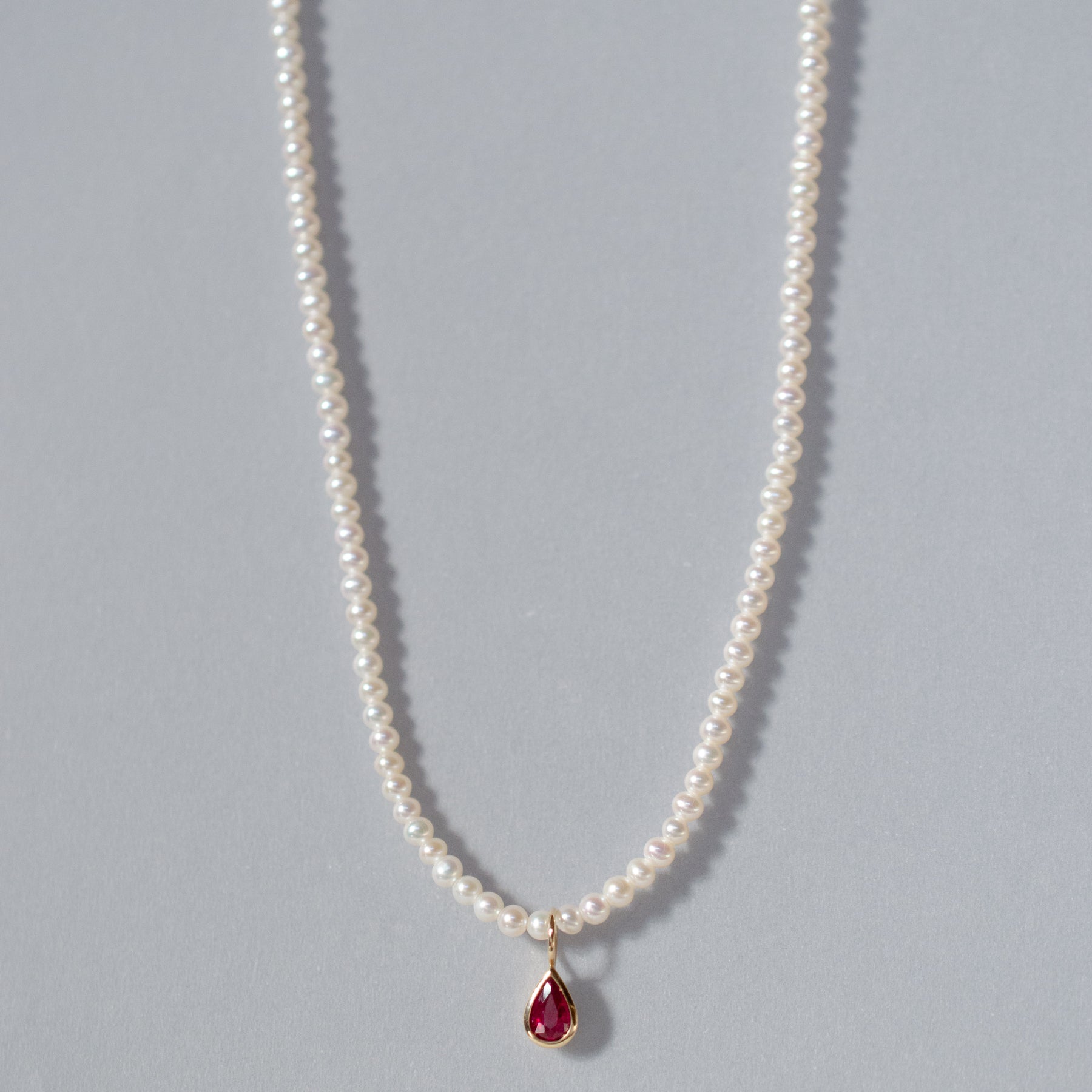 K10ルビー,ベビーパールのネックレス
