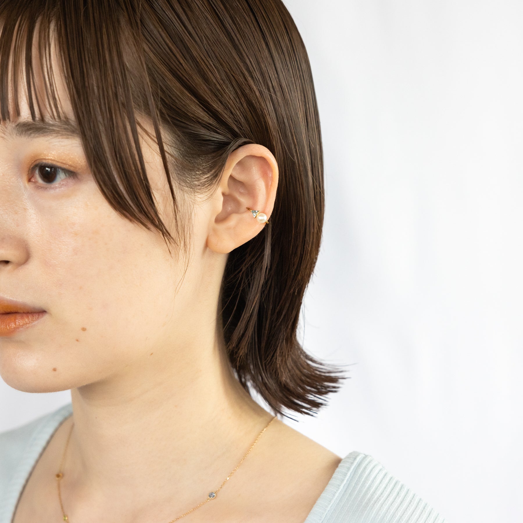 ブルートパーズ トライアングルイヤーカフ