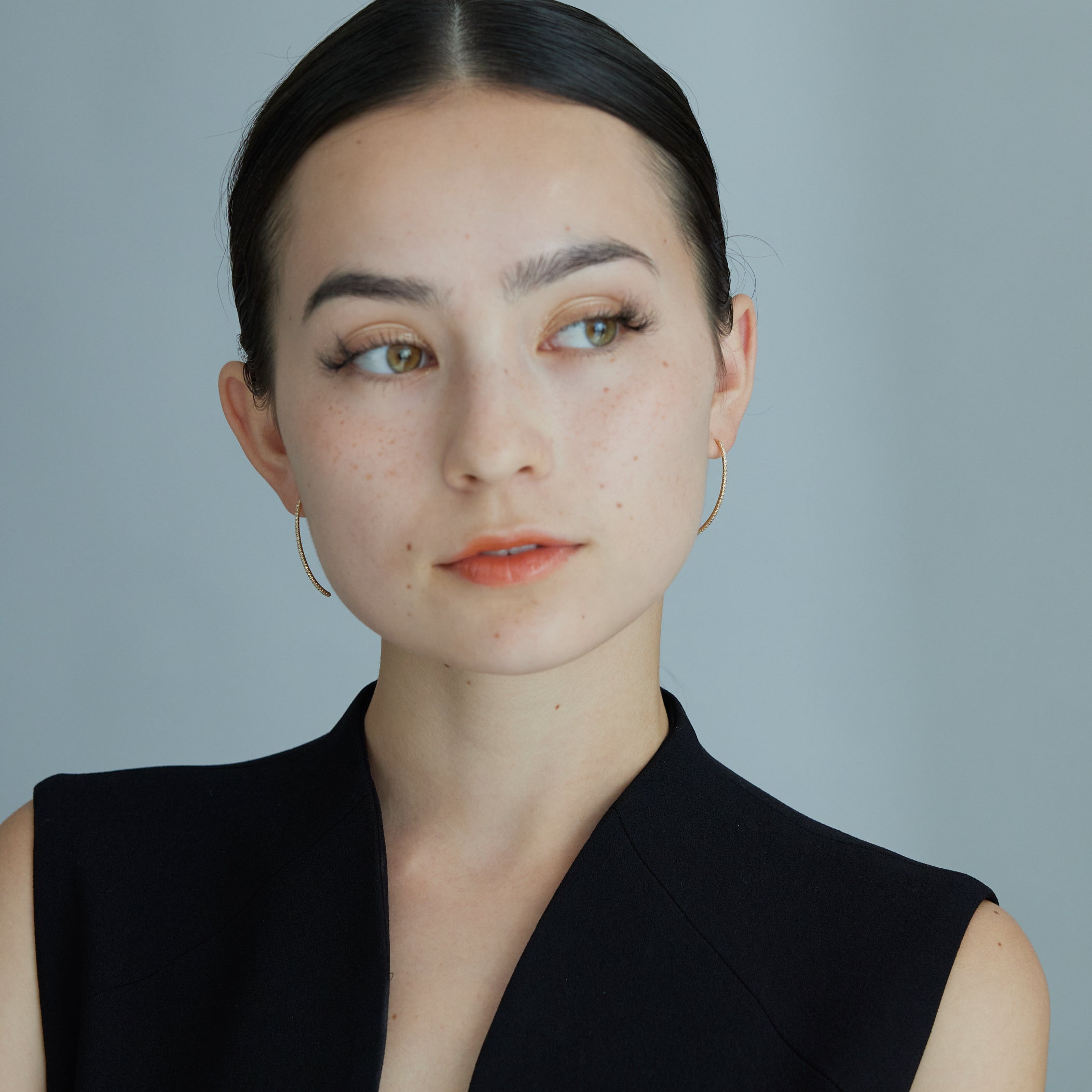 ダイヤモンドピアス バナナフープ