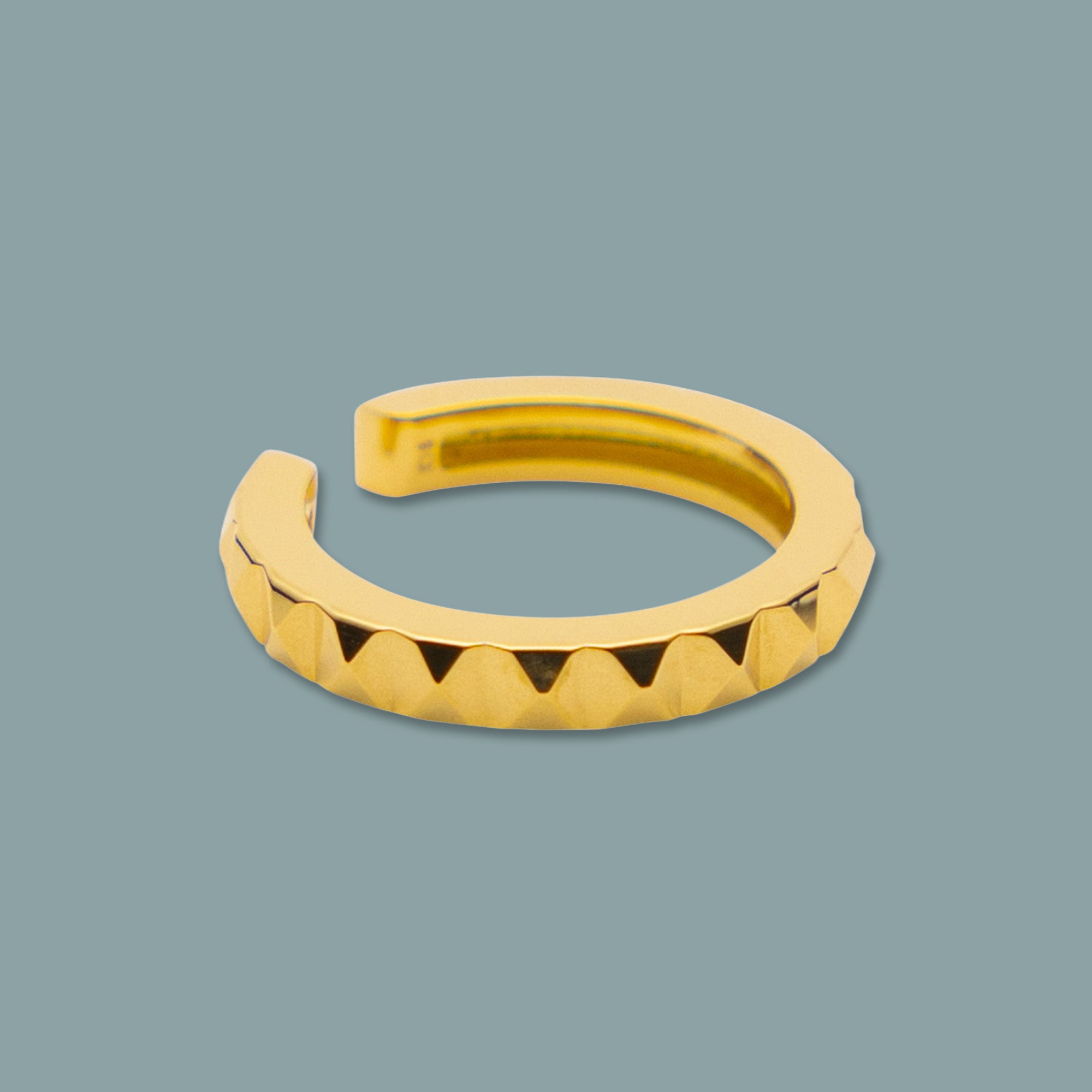 K18 GOLD スタッズイヤーカフ