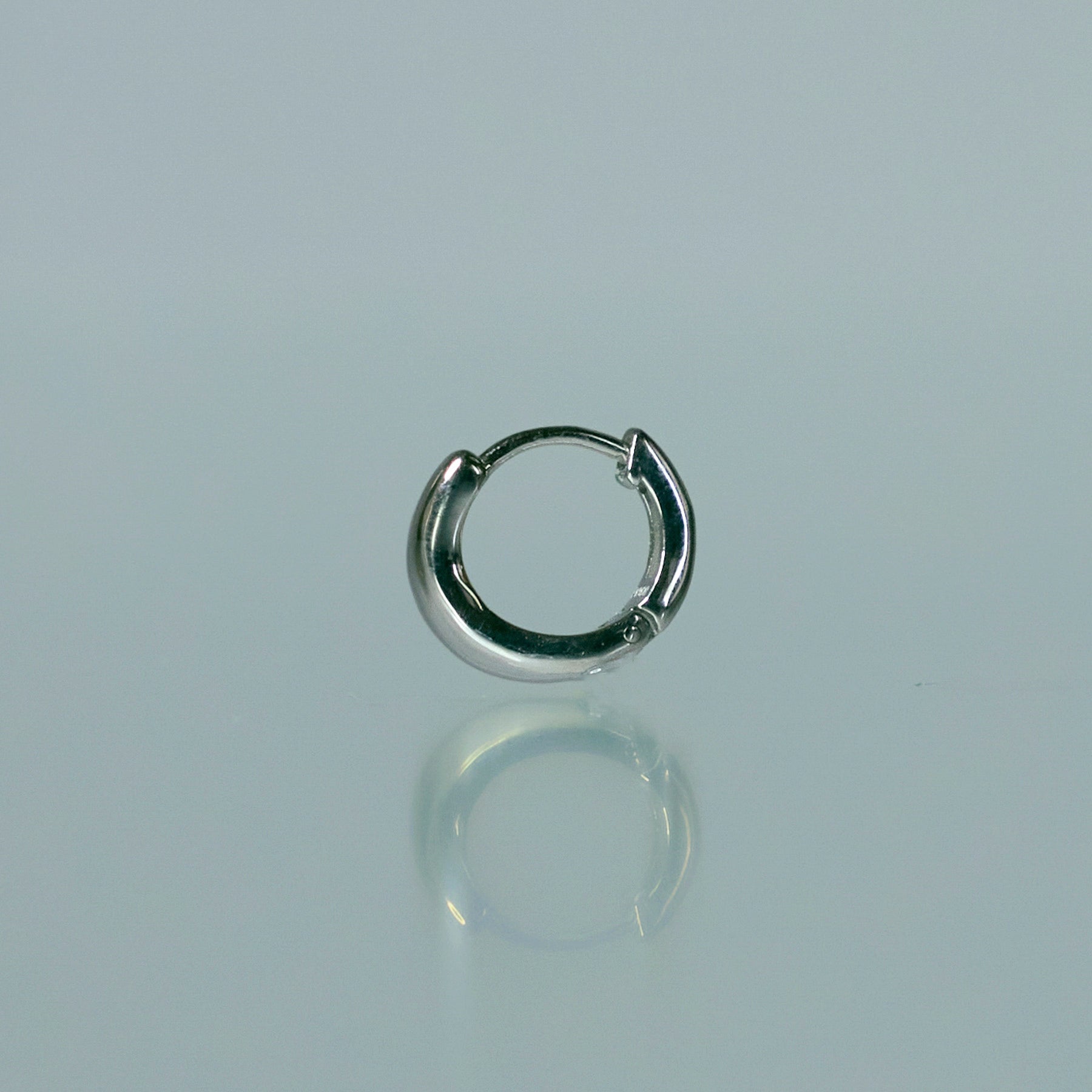 ミニマムキャッチレス ピアス