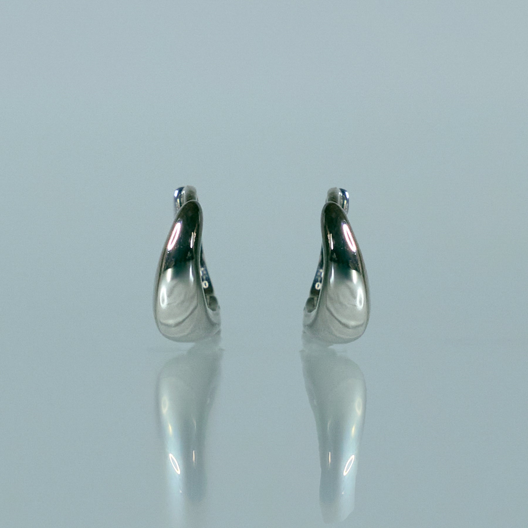 ミニマムキャッチレス ピアス