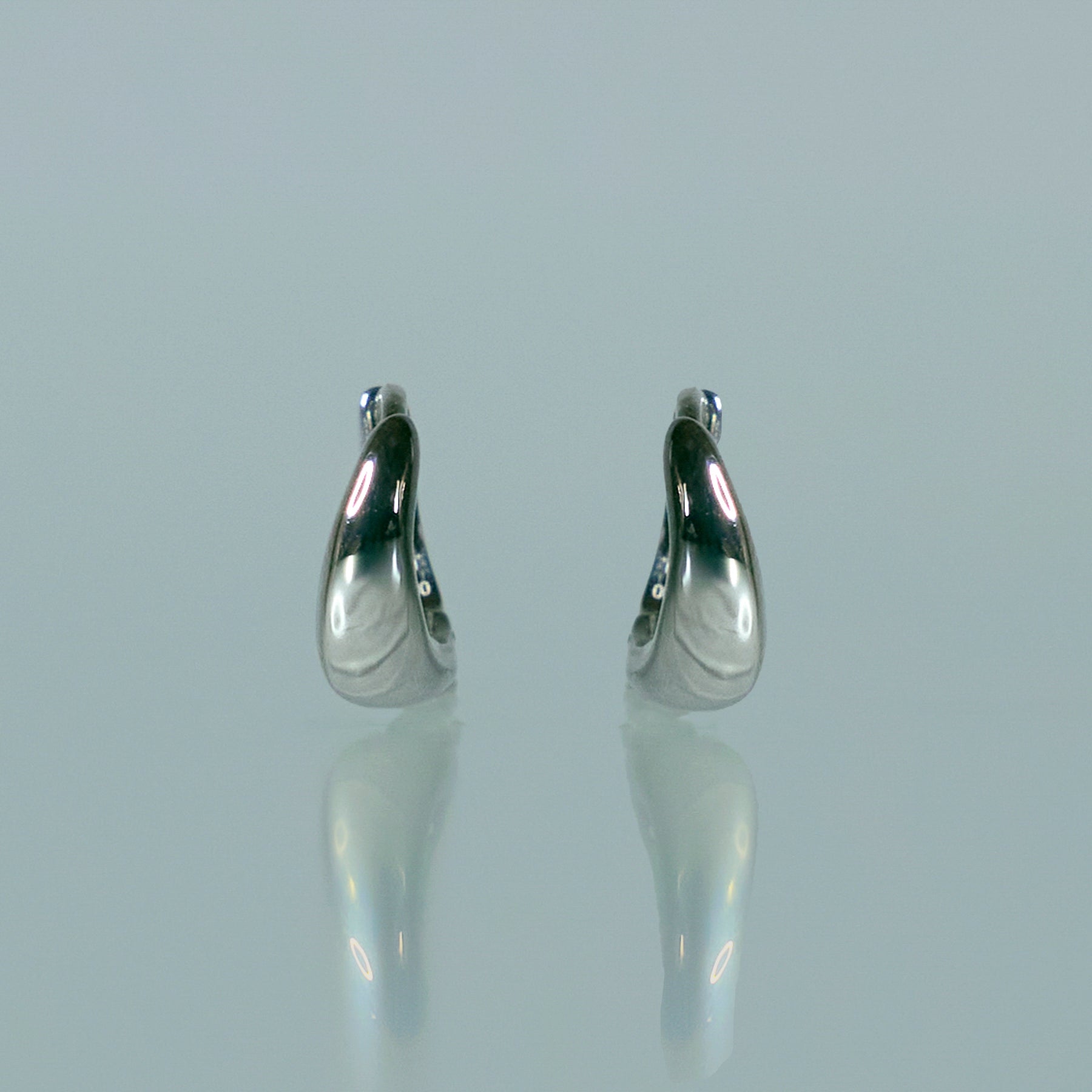 ミニマムキャッチレス ピアス