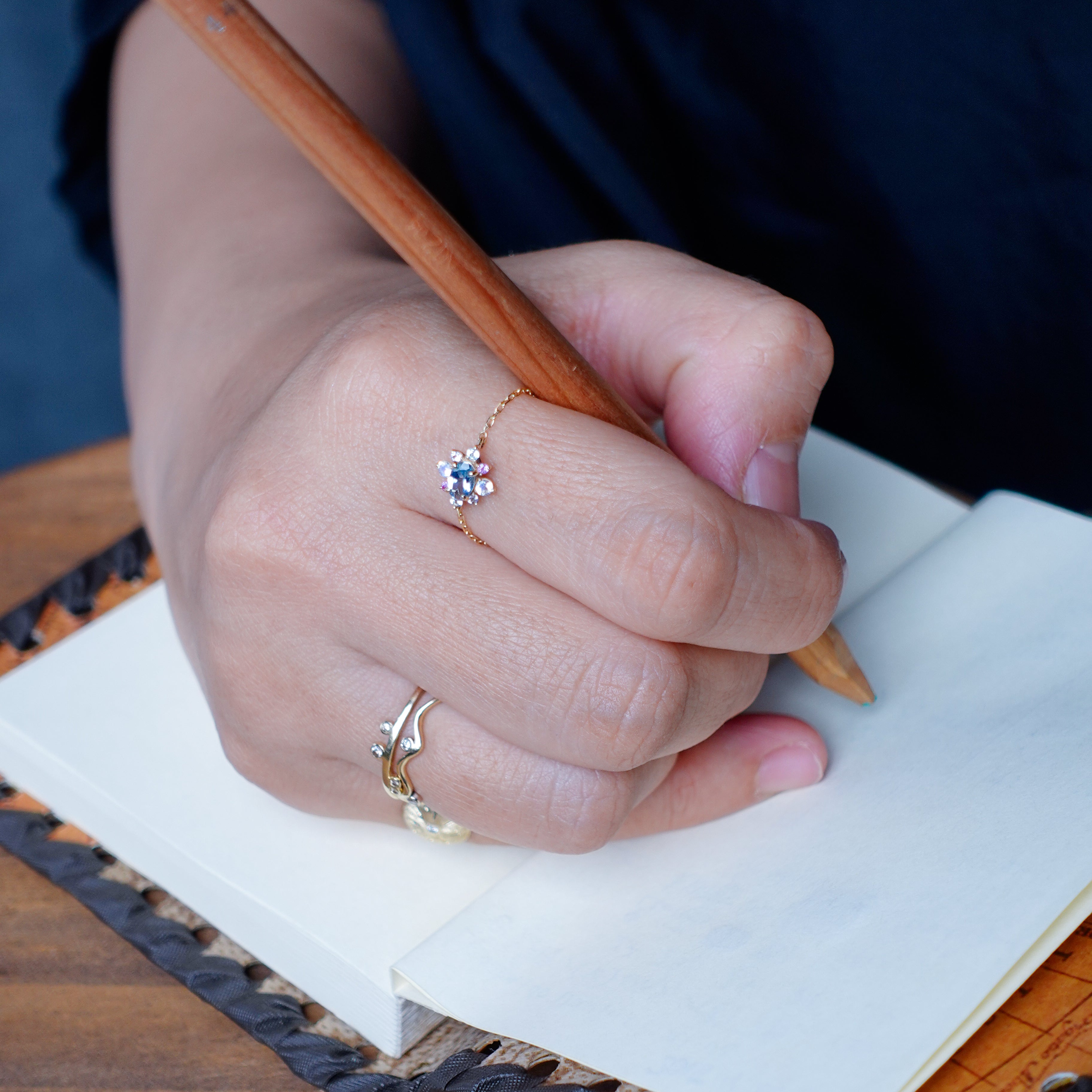 K10 アクアマリンのチェーンリング | Play of Color