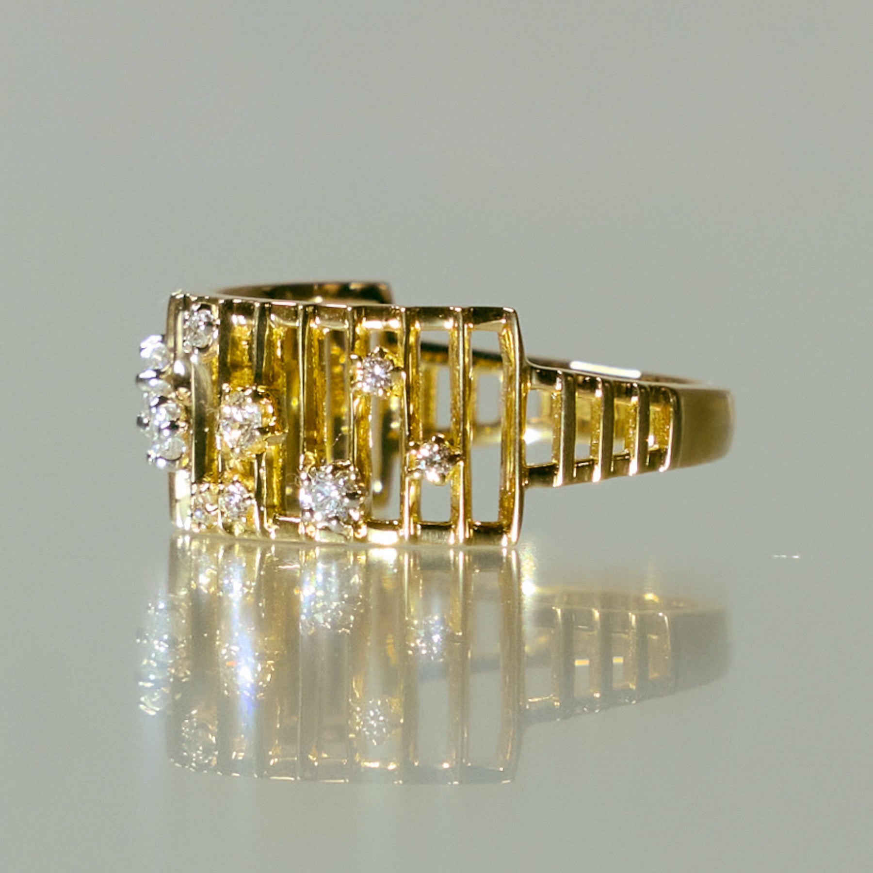 ダイヤモンドリング | Pioggia di luce 雨