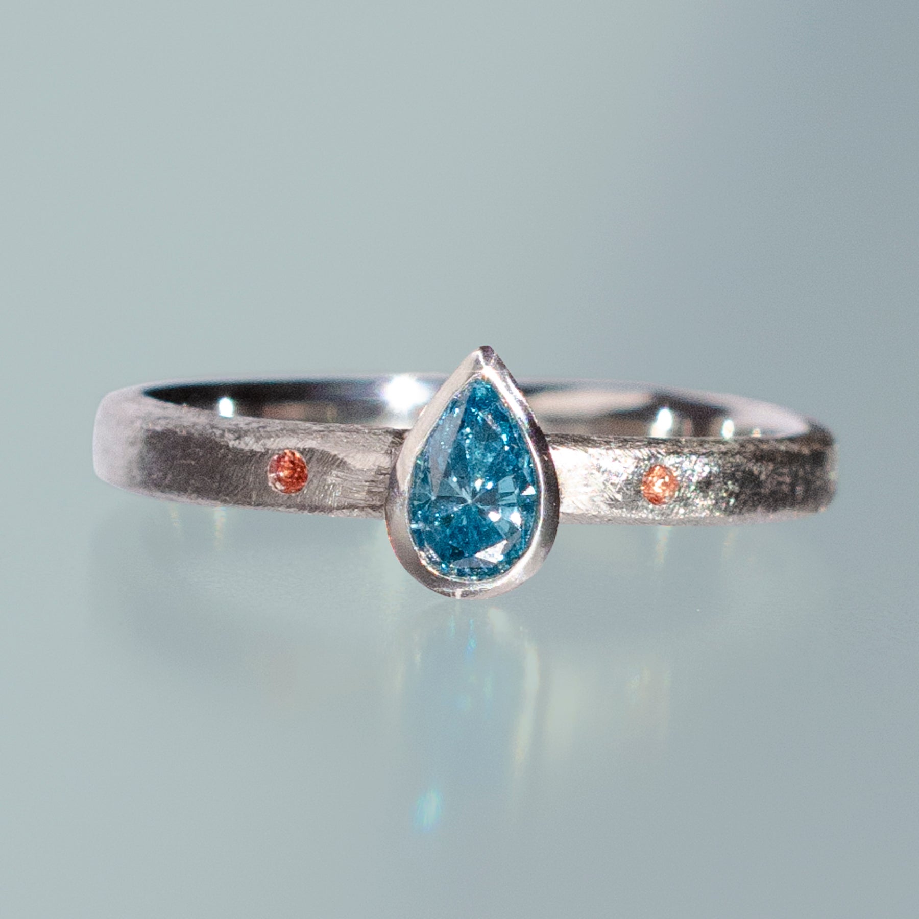 PT900 ブルーダイヤモンドリング | Tesoro