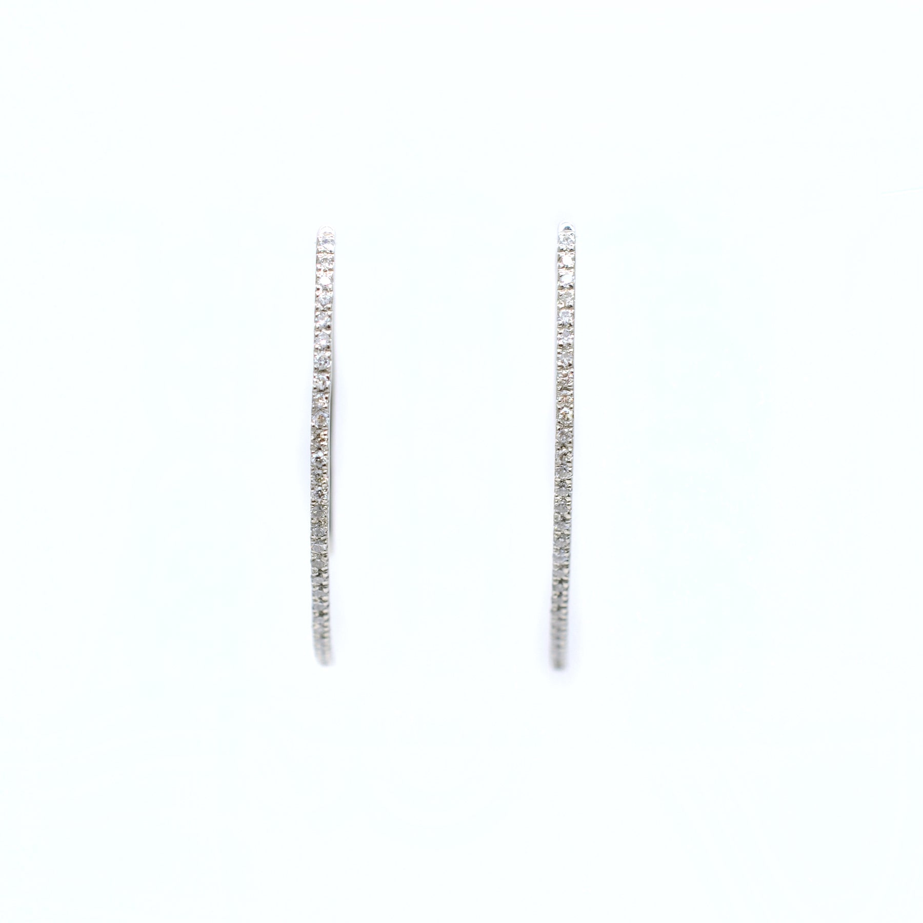 ダイヤモンドピアス バナナフープ