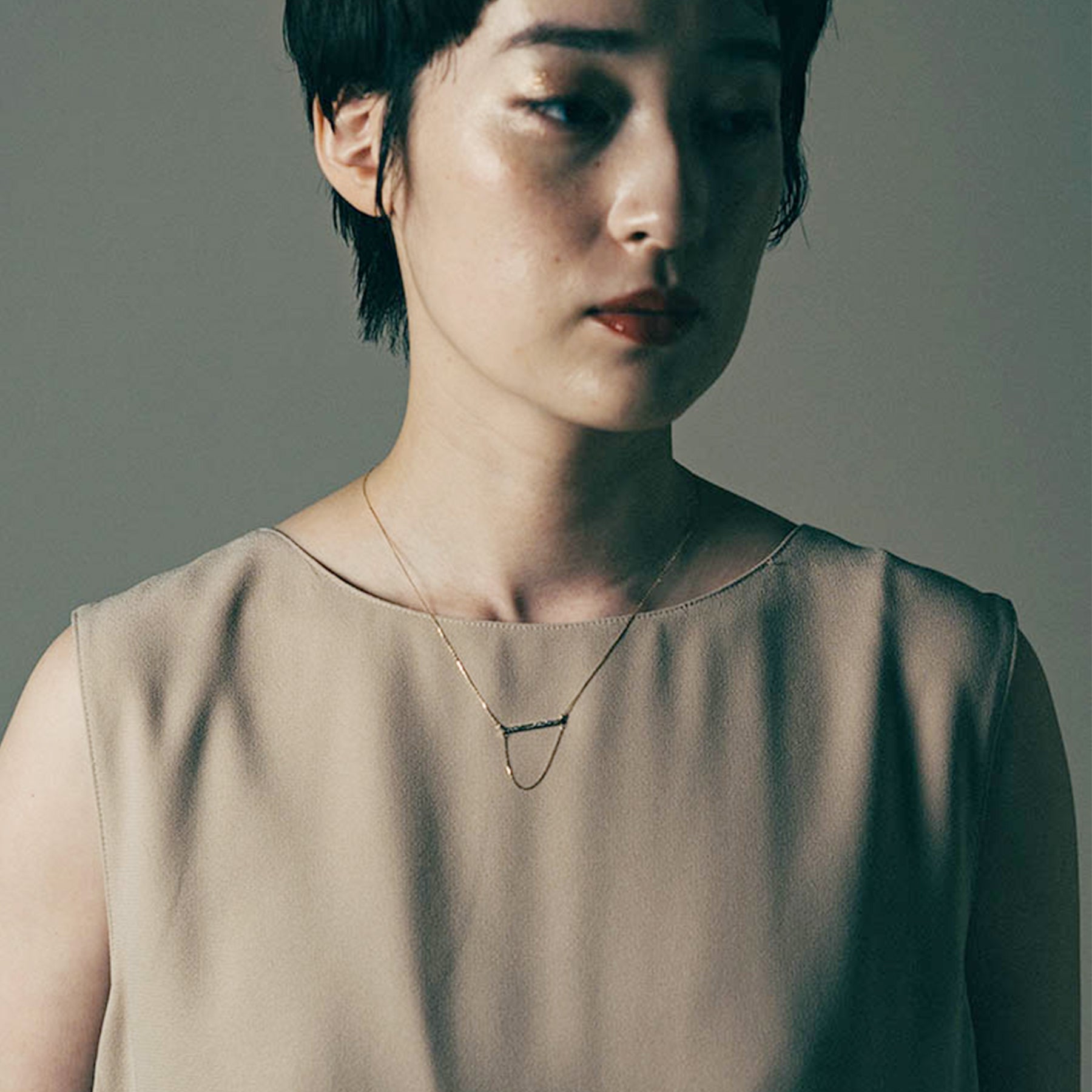 BRIDGE NECKLACE