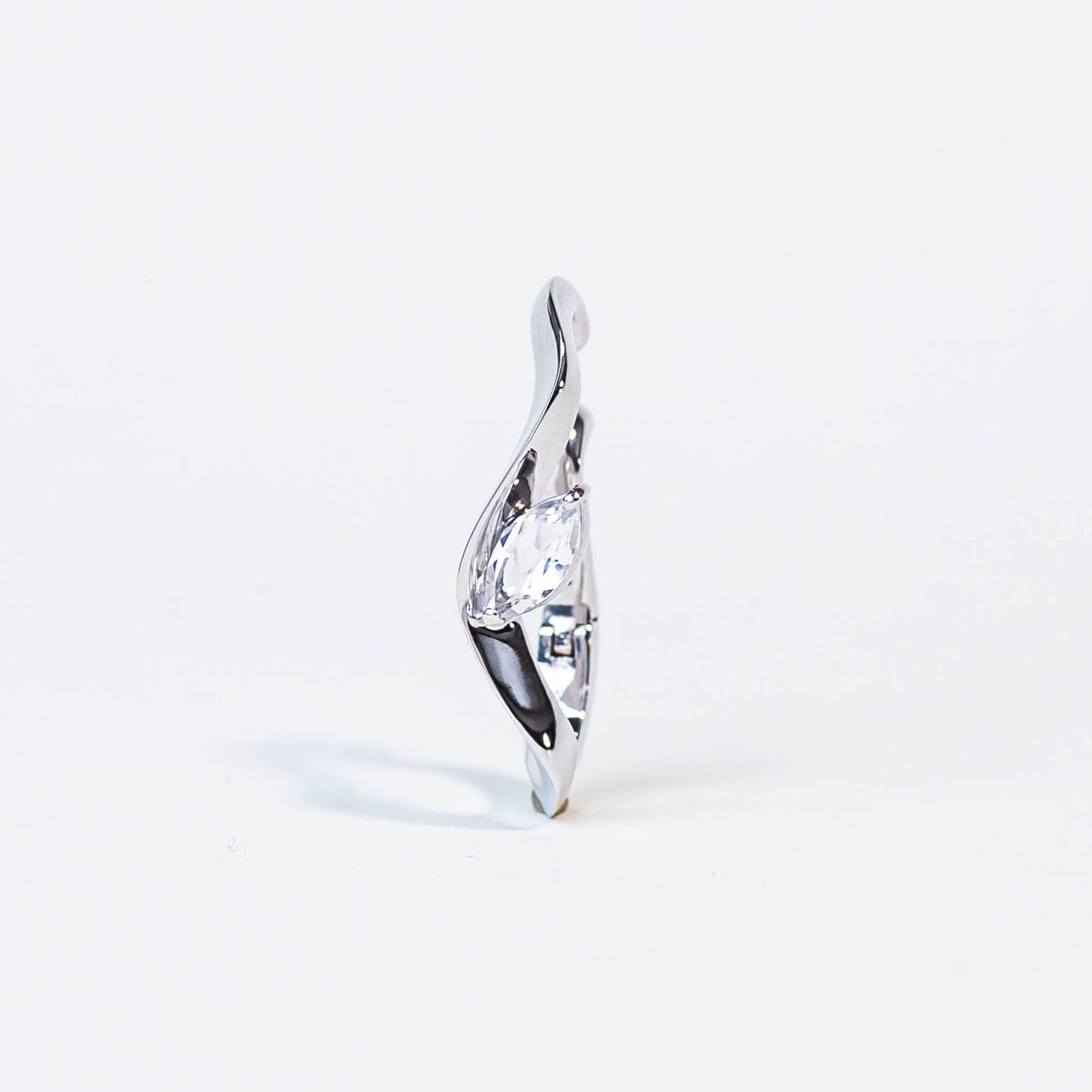 WAVE Topaz Silver