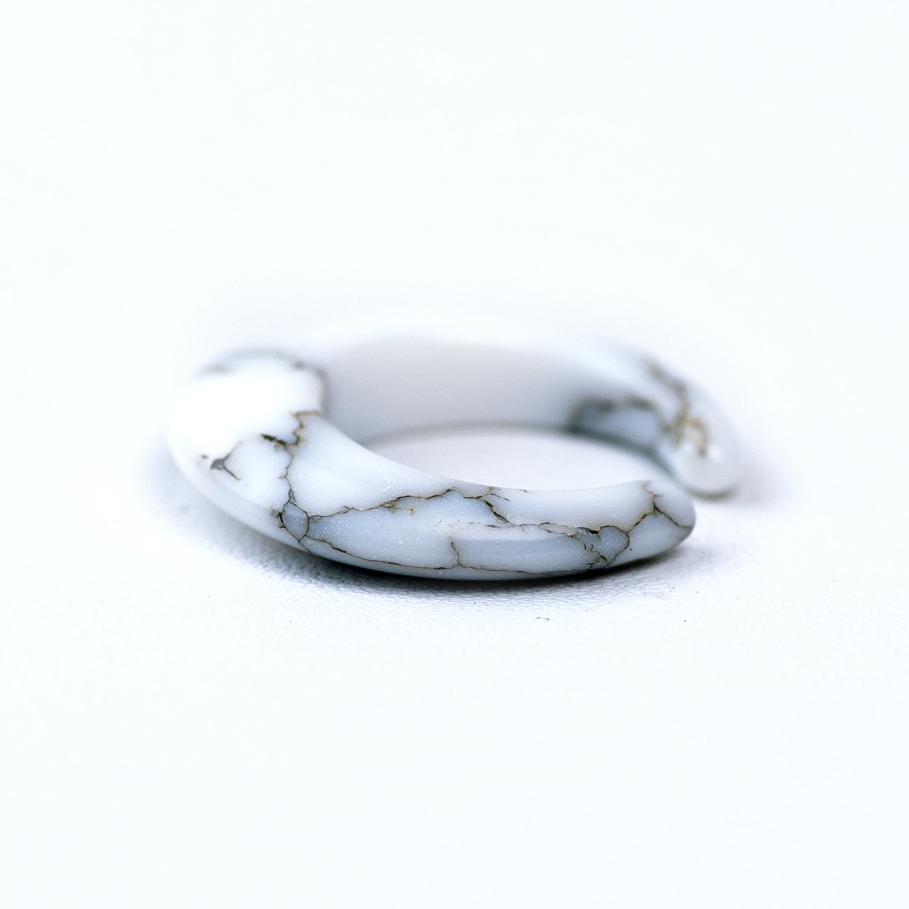 Bianco イヤーカフ