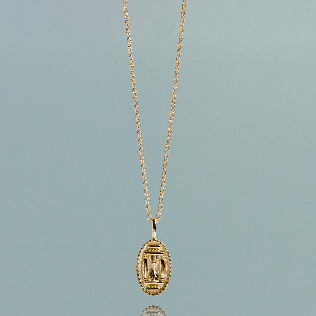 K18 Gold Coin Pendant | 砂時計