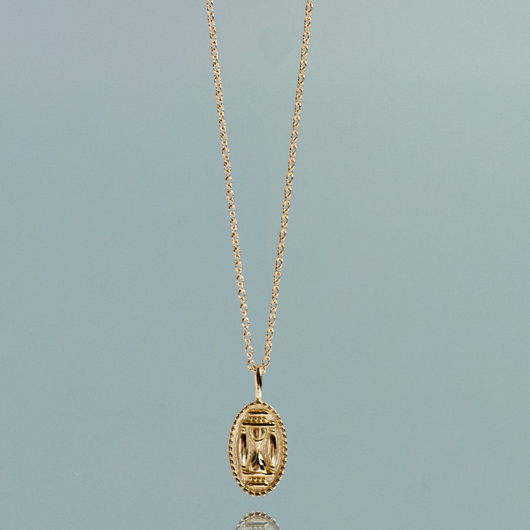 K18 Gold Coin Pendant | 砂時計