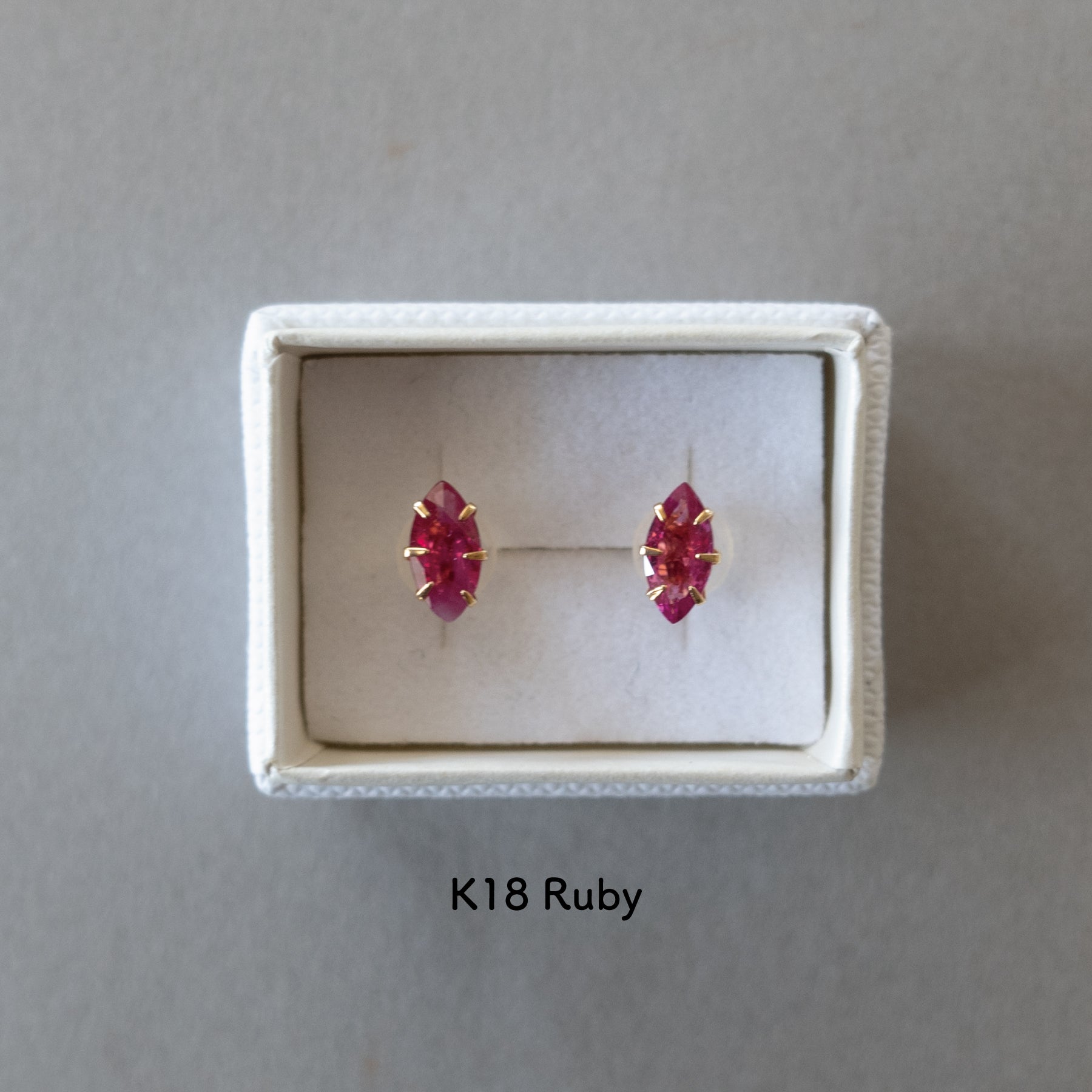 K18 Ruby ピアス