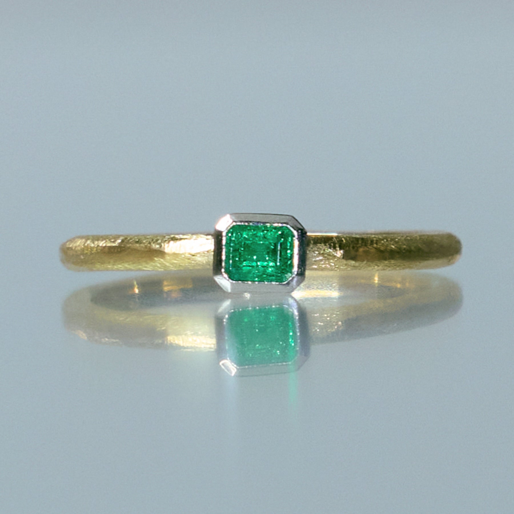 K18,PT900エメラルドリング | Tesoro